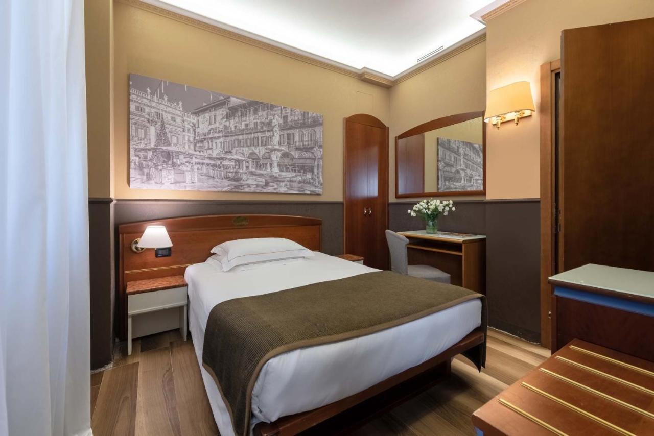 Mastino Rooms Verona Esterno foto